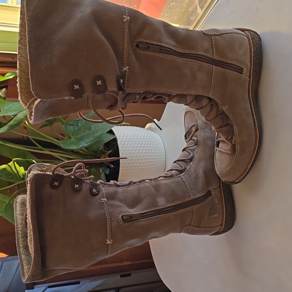 Timberland Hollace Tall Brown Boot Size: US 7.5 - Picture 5 of 8